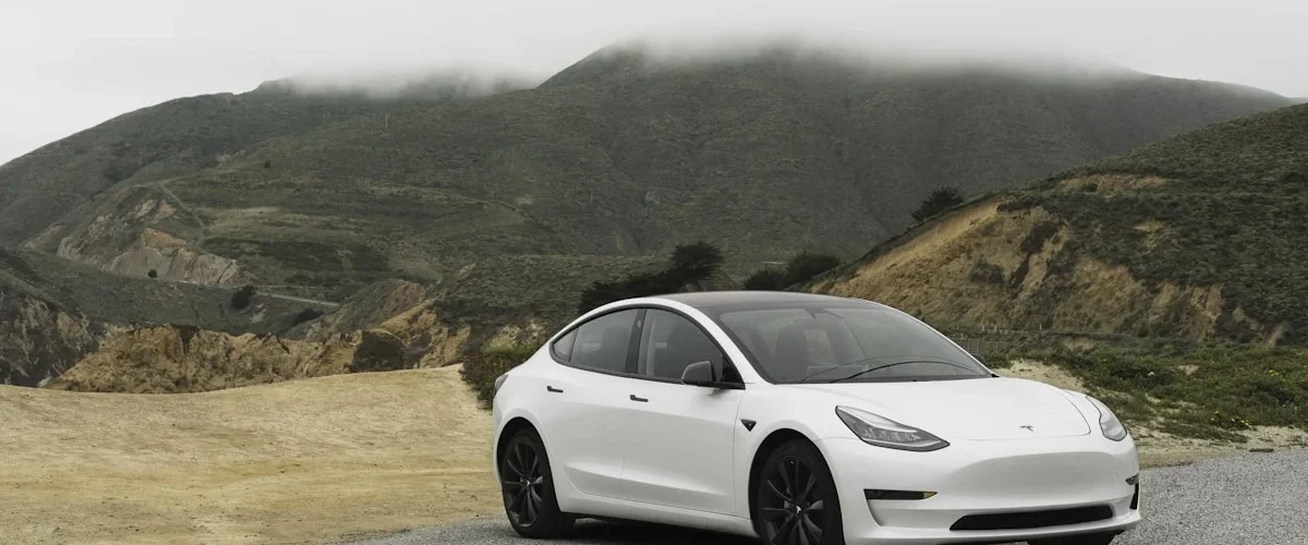 musk terafab chips Jorge Razo - Entrenador de emprendedores digitales Elon Musk Anuncia Terafab: Tesla Fabricará Sus Propios Chips de IA la Próxima Semana