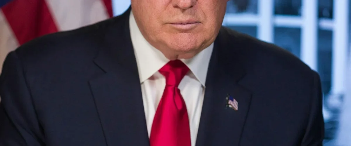 "Trump exige alabanzas de dictador": El memo filtrado que expone la guerra sucia entre Anthropic y OpenAI 1 trump memo ia Jorge Razo - Entrenador de emprendedores digitales "Trump exige alabanzas de dictador": El memo filtrado que expone la guerra sucia entre Anthropic y OpenAI